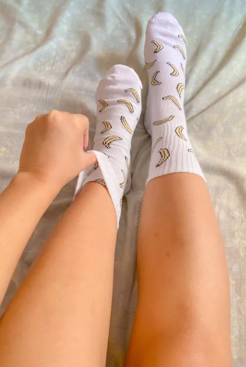 Would you mind taking it off for me?(f) by Princess_Juliee