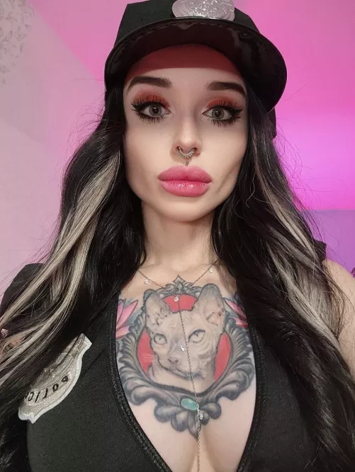 you were visited by bimbo police😎 by loveuverymuch