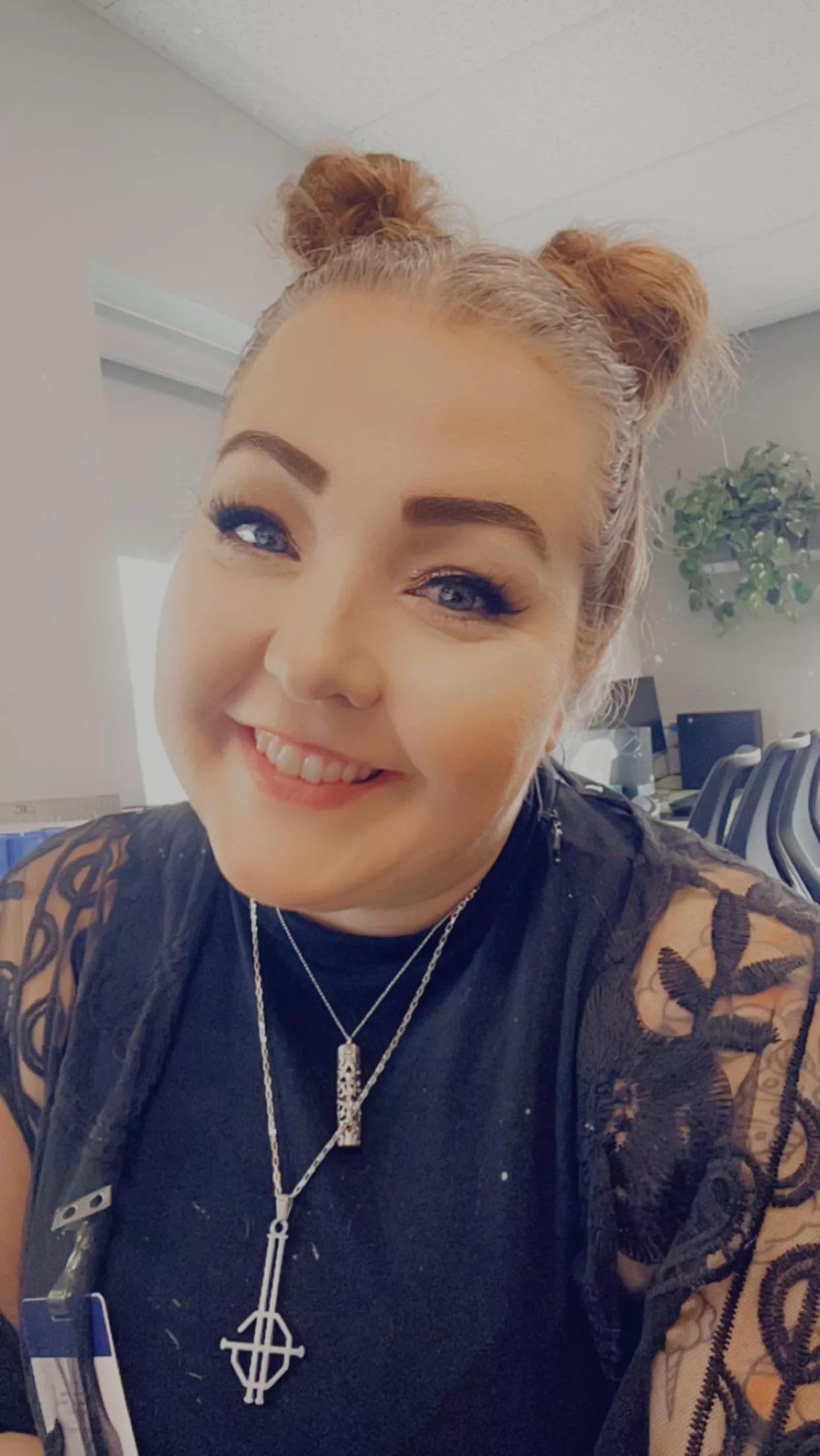 Back to work after vacay posted by Violetvonghoul