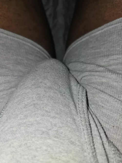 Big by workingkingluv