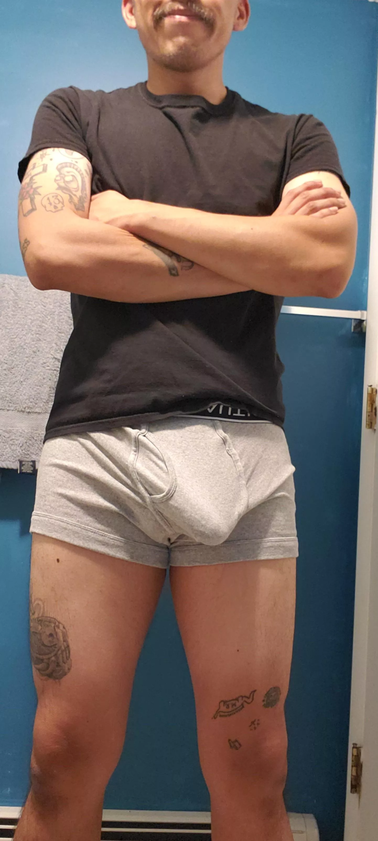 How bad do you want to see whats under my boxers? posted by Brief-Championship20