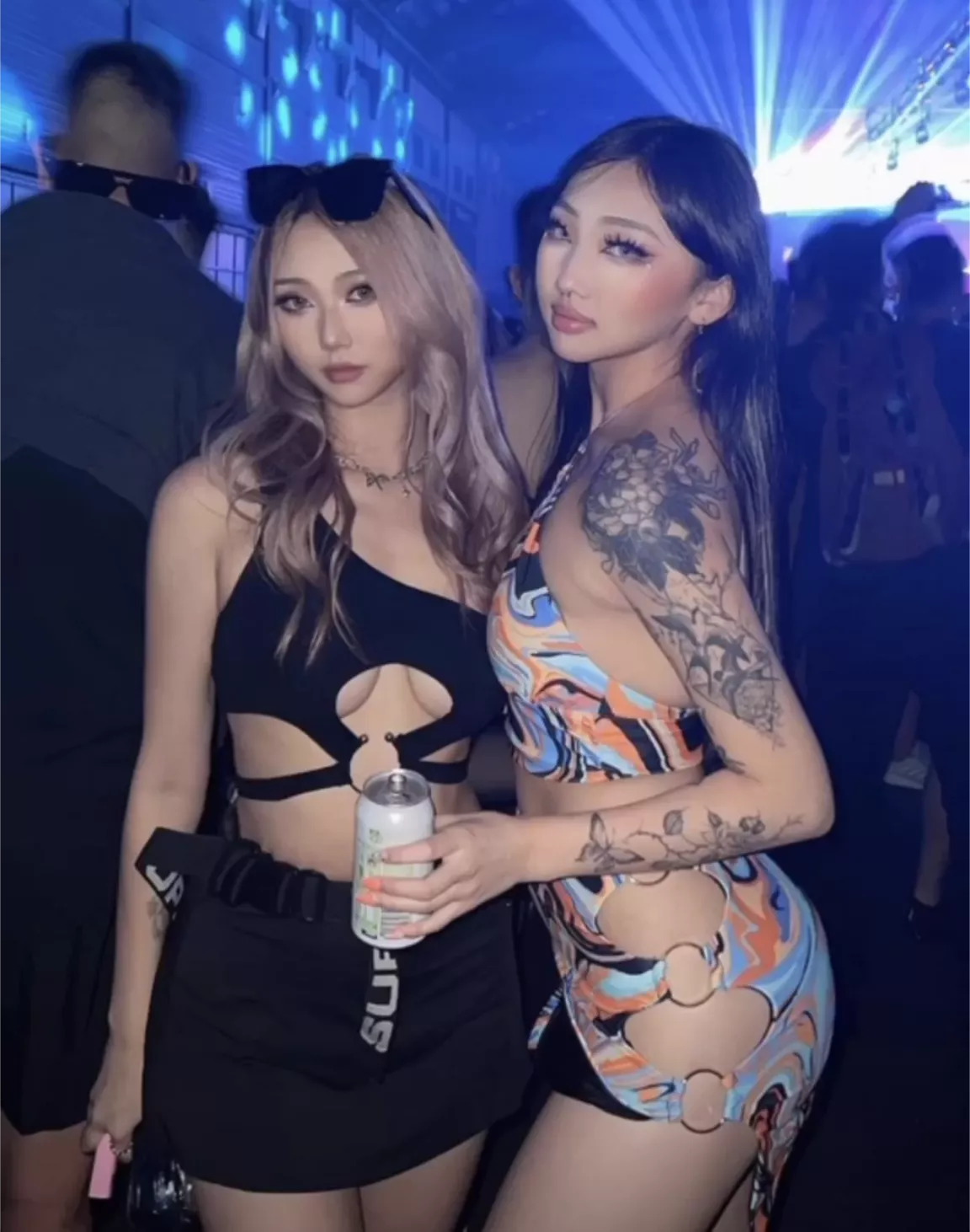 Left or right posted by 11throwaway311