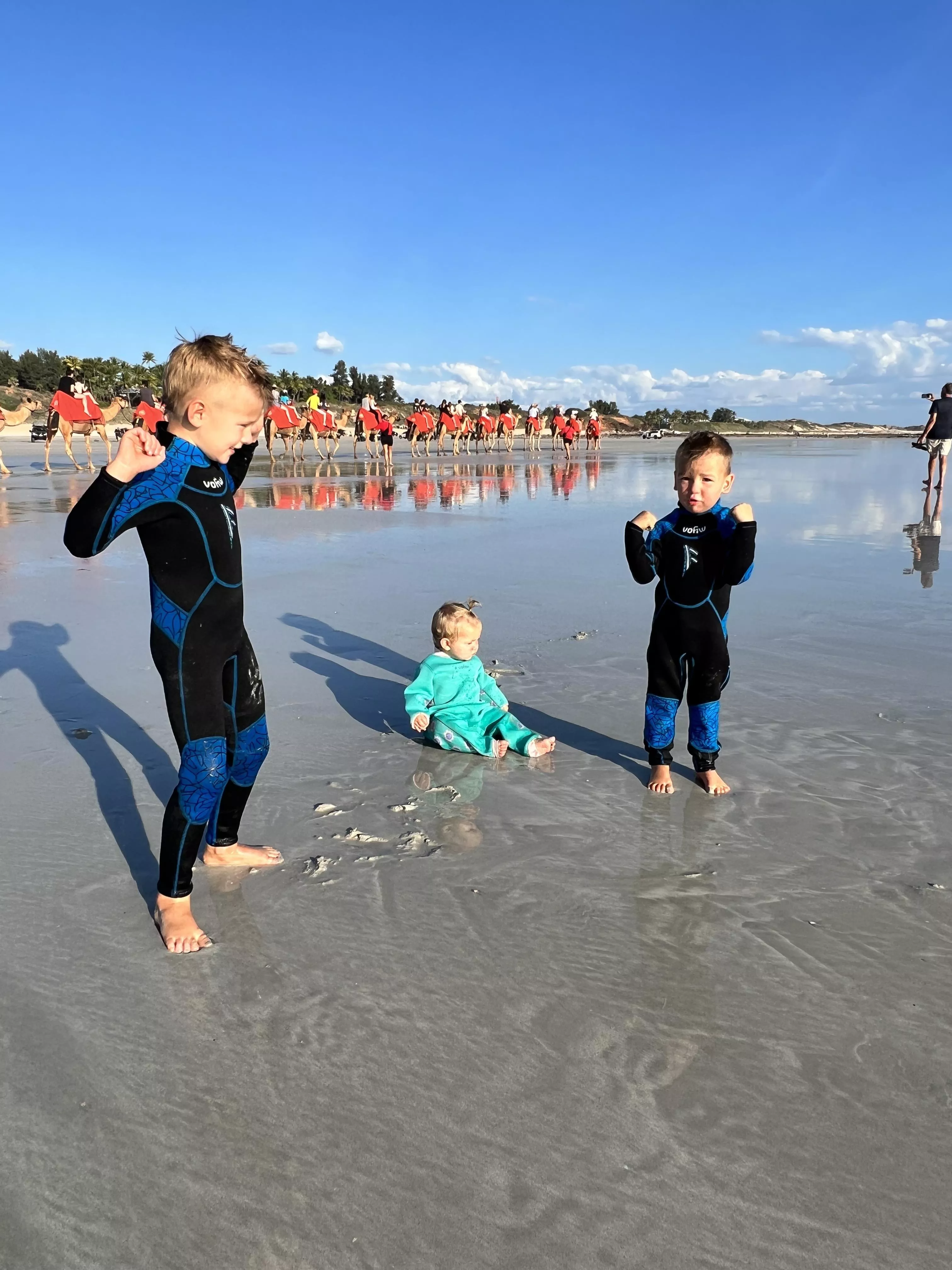 lovely kids posted by Vofiw