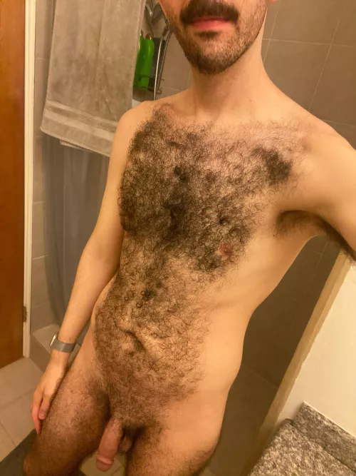 My hair always gets curly after the rain. Do you like it? DMs open by lumides