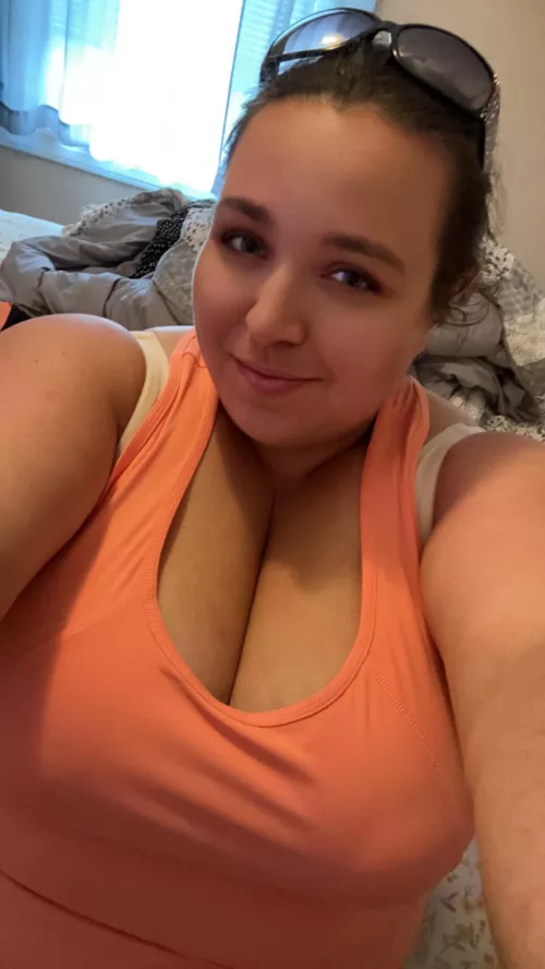 Would you be my gym buddy? by kissmemaddy