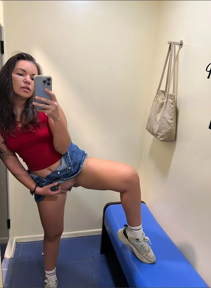 Would you creampie a 30 y/o Doctor posted by Isabellaya
