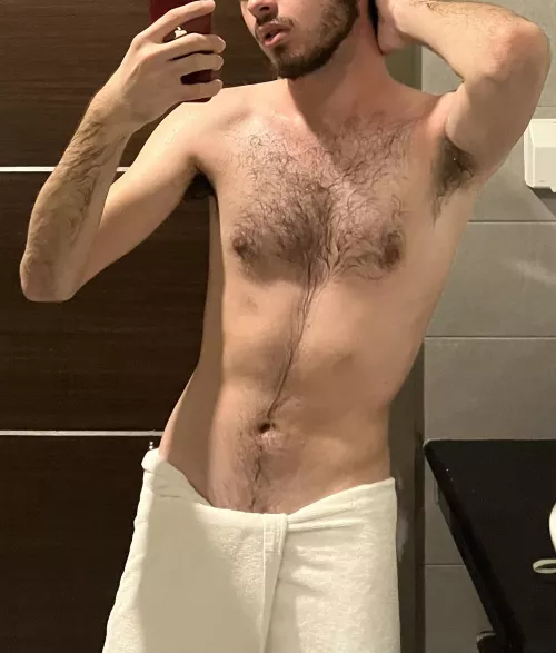 (21m) should i start calling myself an otter or not yet? by mgv-