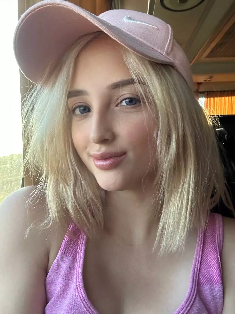 I think I look better with no makeup ;) posted by AyliasTheCoder