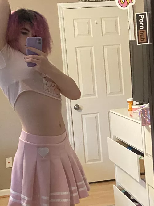 just chillin playing destiny by NEBULAEUS_astra