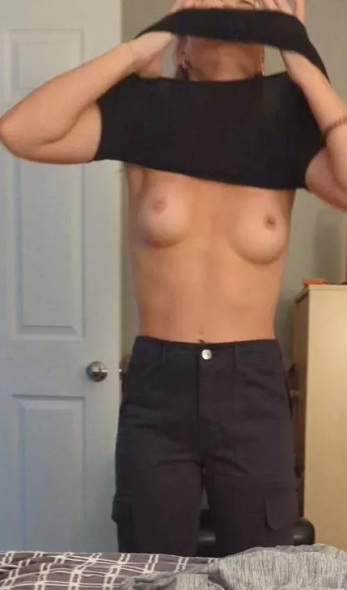 Love these tits. Do you? by Jfortly