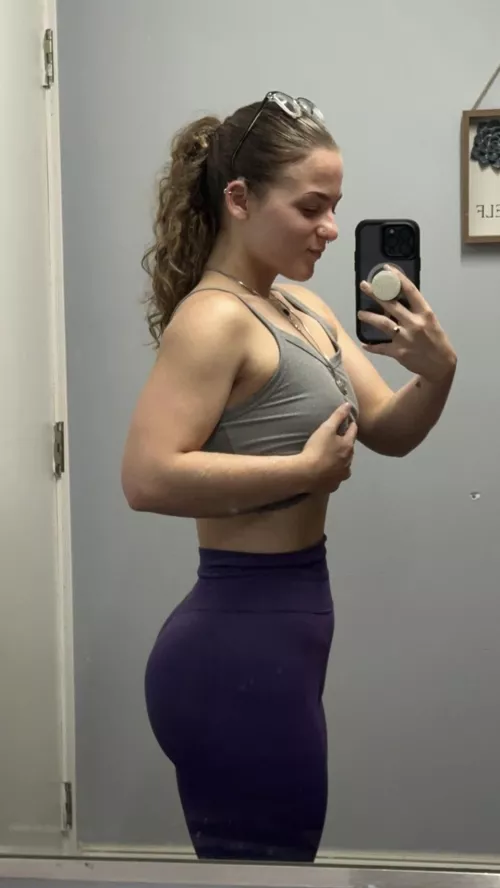 my shelf is finally growing more! i’m excited to see how much more it will grow in the upcoming months :) by SnowBear27