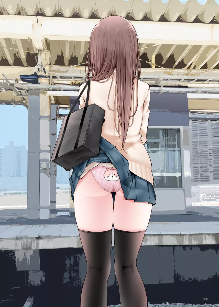 No wonder why everyone was looking at her posted by -XHunterX-