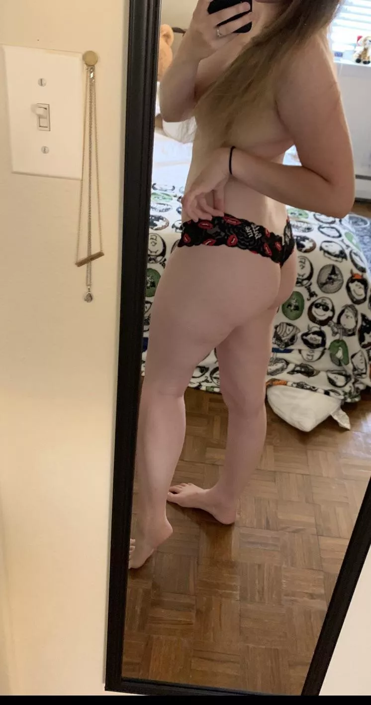 Upon request, the back 🍑 posted by AnonymousGadFlow