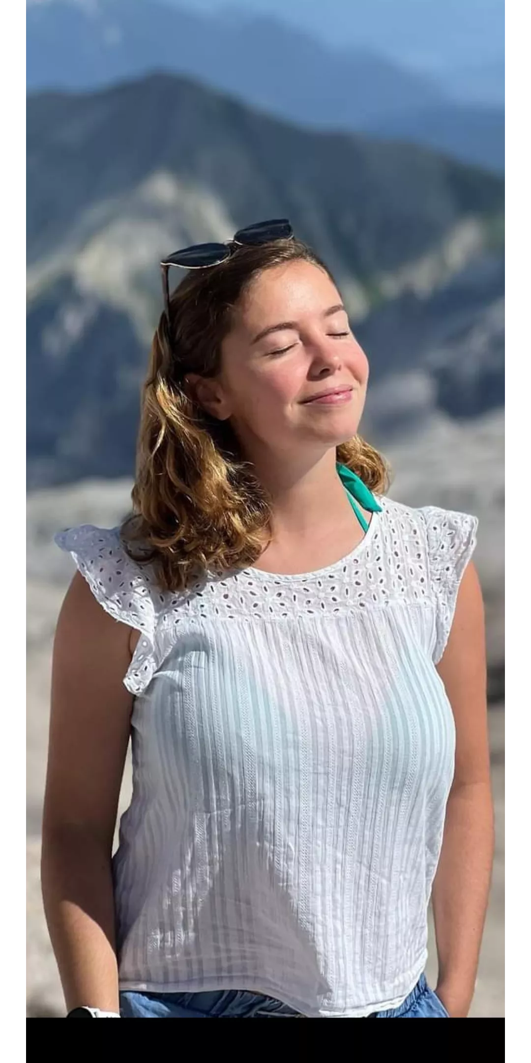 Visible bikini lines posted by b_mylo