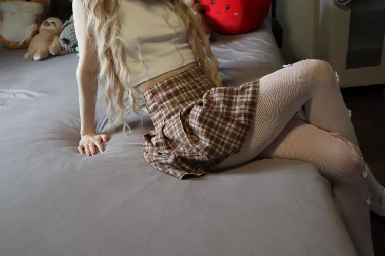 Wanna jump next to me? by kayamorgen