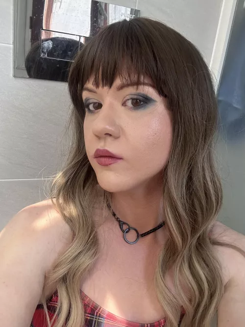 Yes I’m on the toilet by xX_ashton_