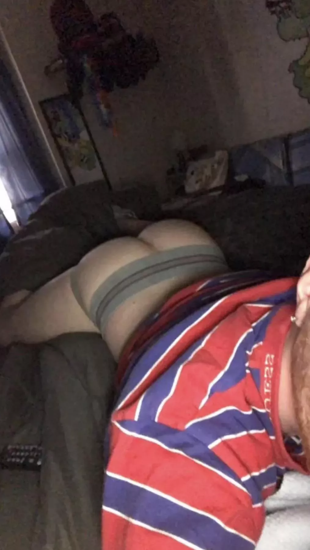 Hmu, @ blake8109 college jock, muscles+ dom+ kinky af+ verbal+ must show face, be chill I’m into a lot posted by Outrageous-Assist-48