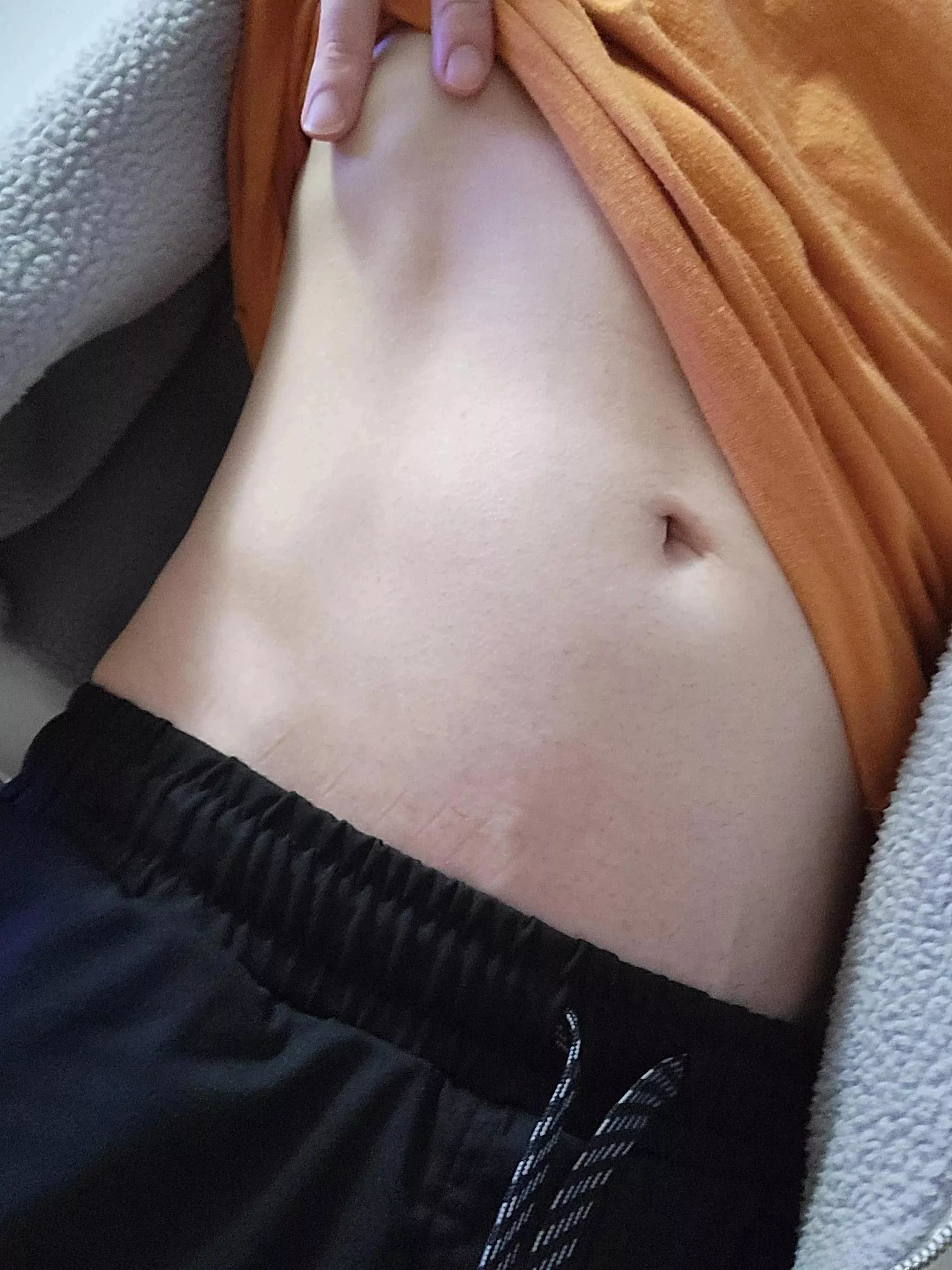 How could a tiny 5'3 105lb femboyyy relieve all of your stress? posted by YourSmolGuy