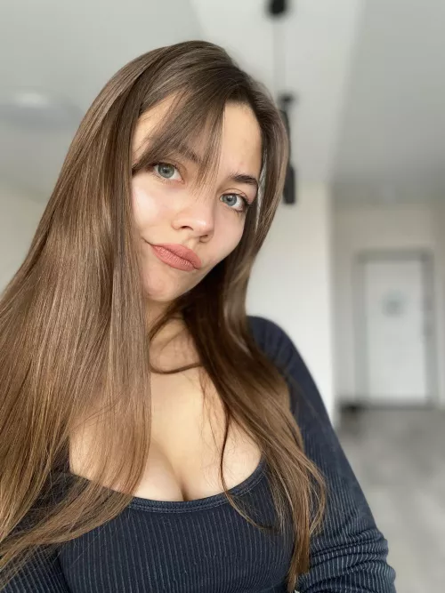 I have a lovely bang I think by IraSnake