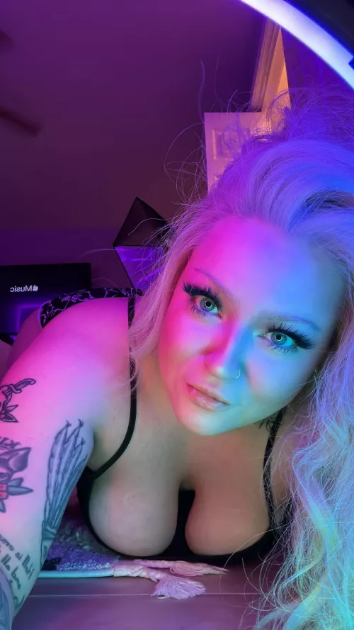 I like to make my bed as inviting as I can by Afraid-Duck-1353