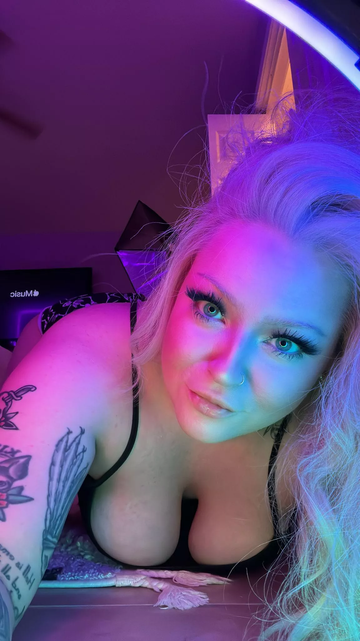 I like to make my bed as inviting as I can posted by Afraid-Duck-1353