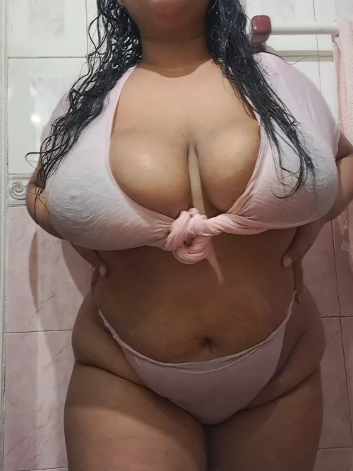 I might be too tick for your cock by Latinafeetfreedom