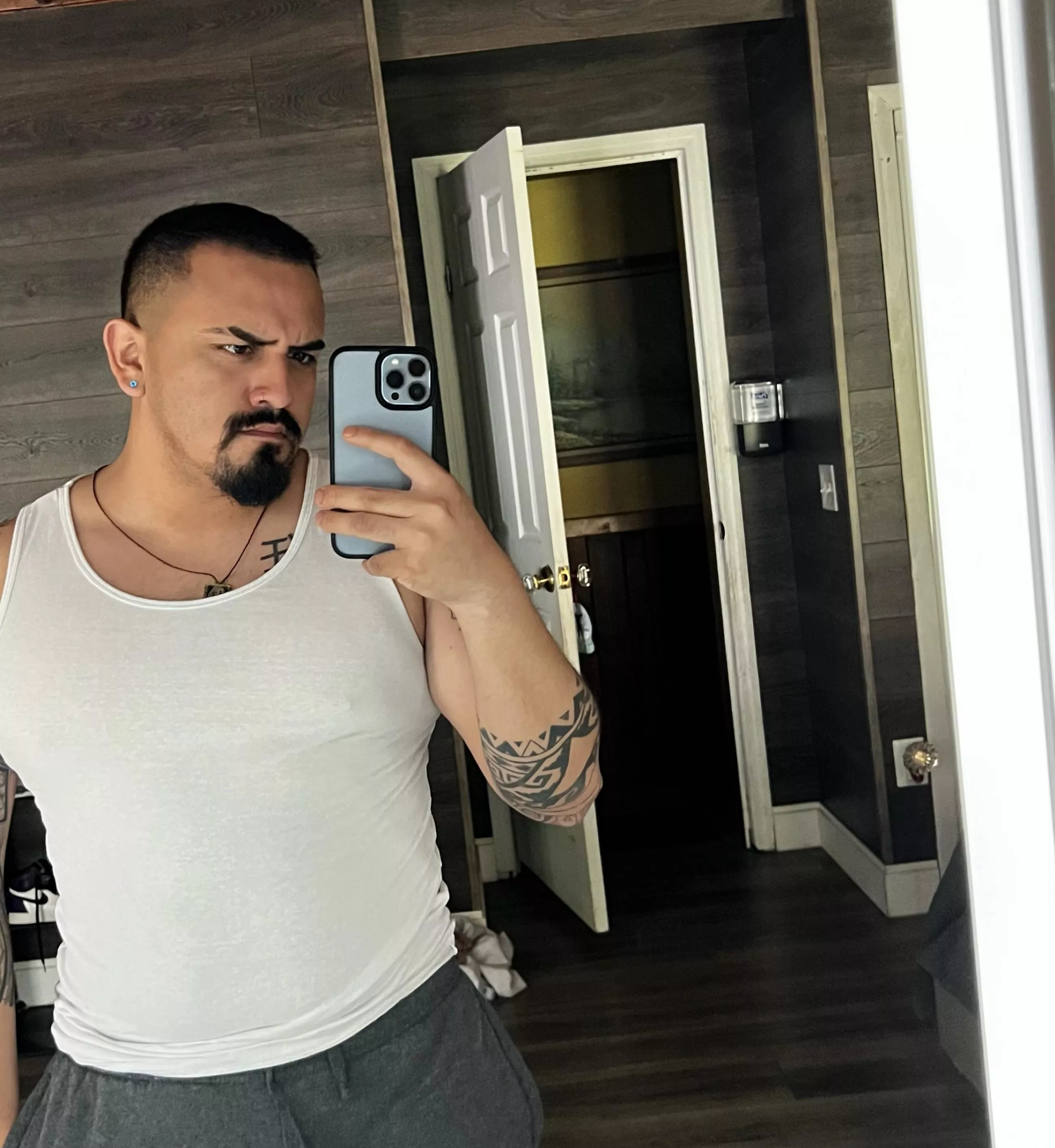 I’m super shy 🥺👉🏽👈🏽 posted by uchiaran