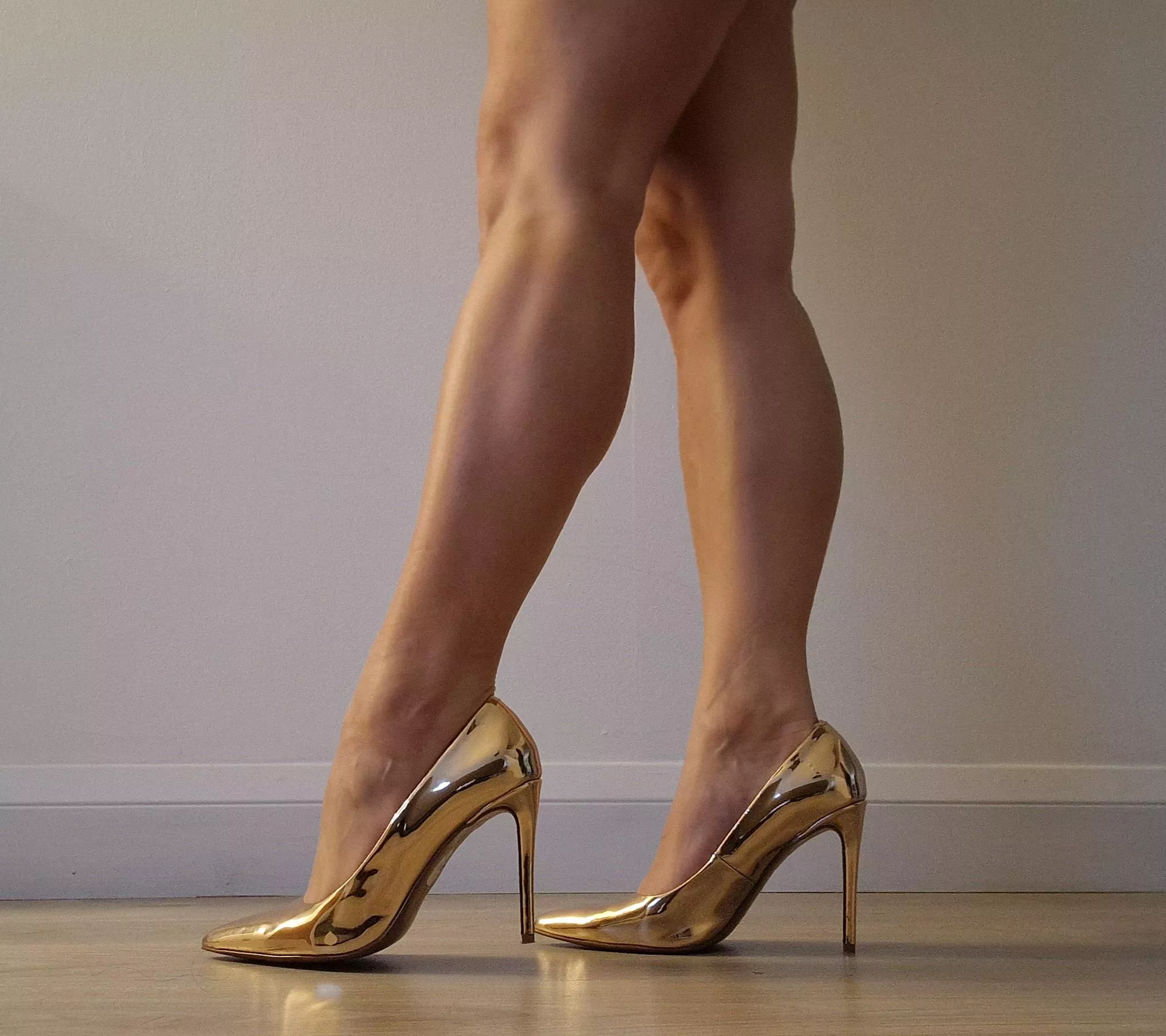 Millie 29F posted by MillieRover