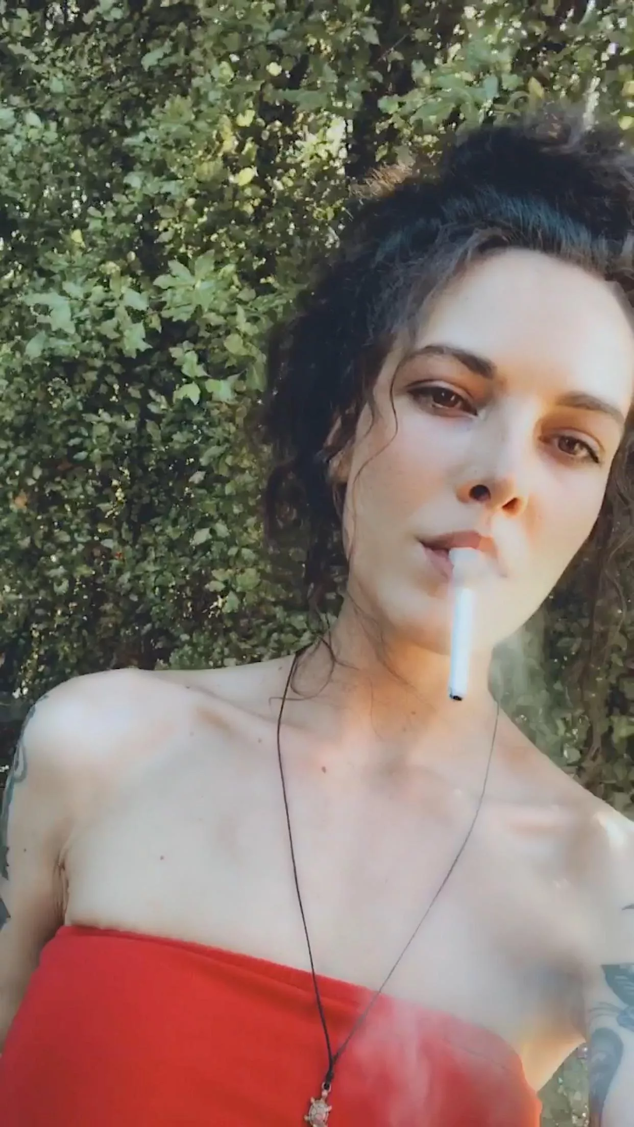 Please help! 😂 posted by lucylovex420