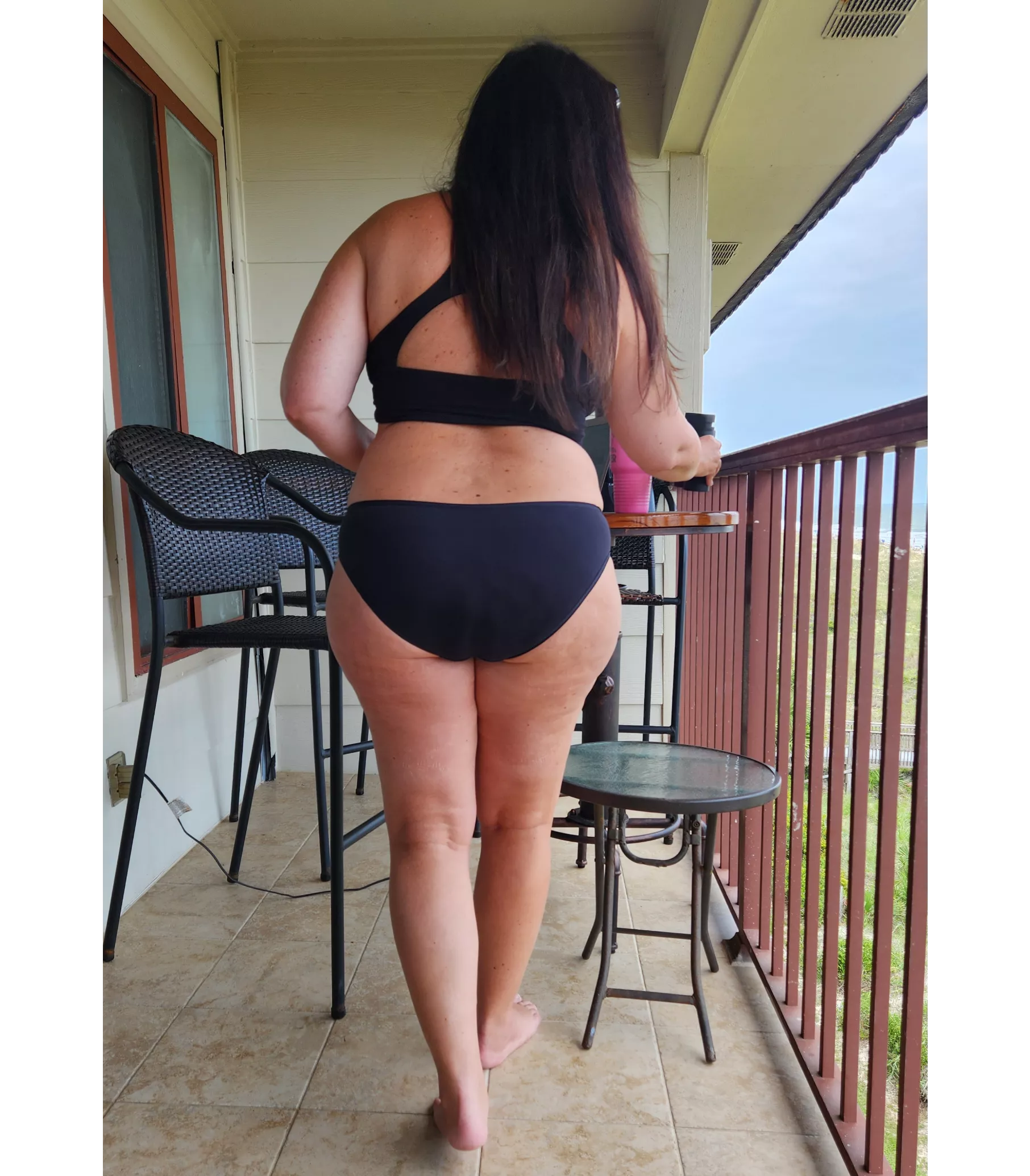 The view is amazing on my balcony posted by Amazing_Slit