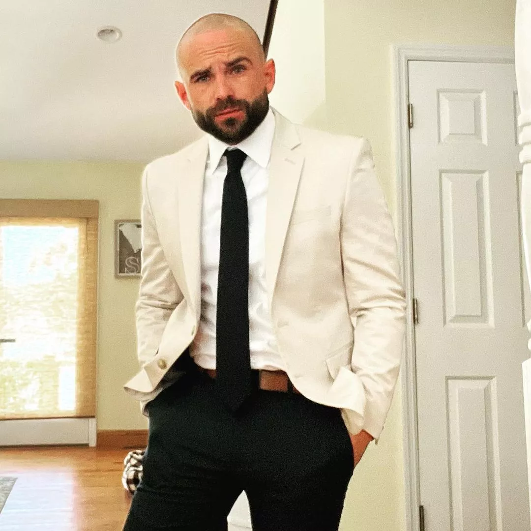 True men never let their girl down. posted by sexypantsa_