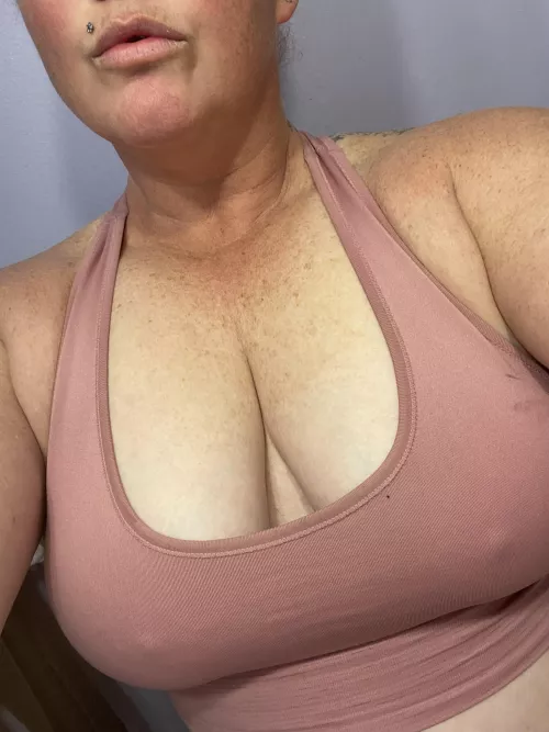 Wanna workout? by HappyMe69