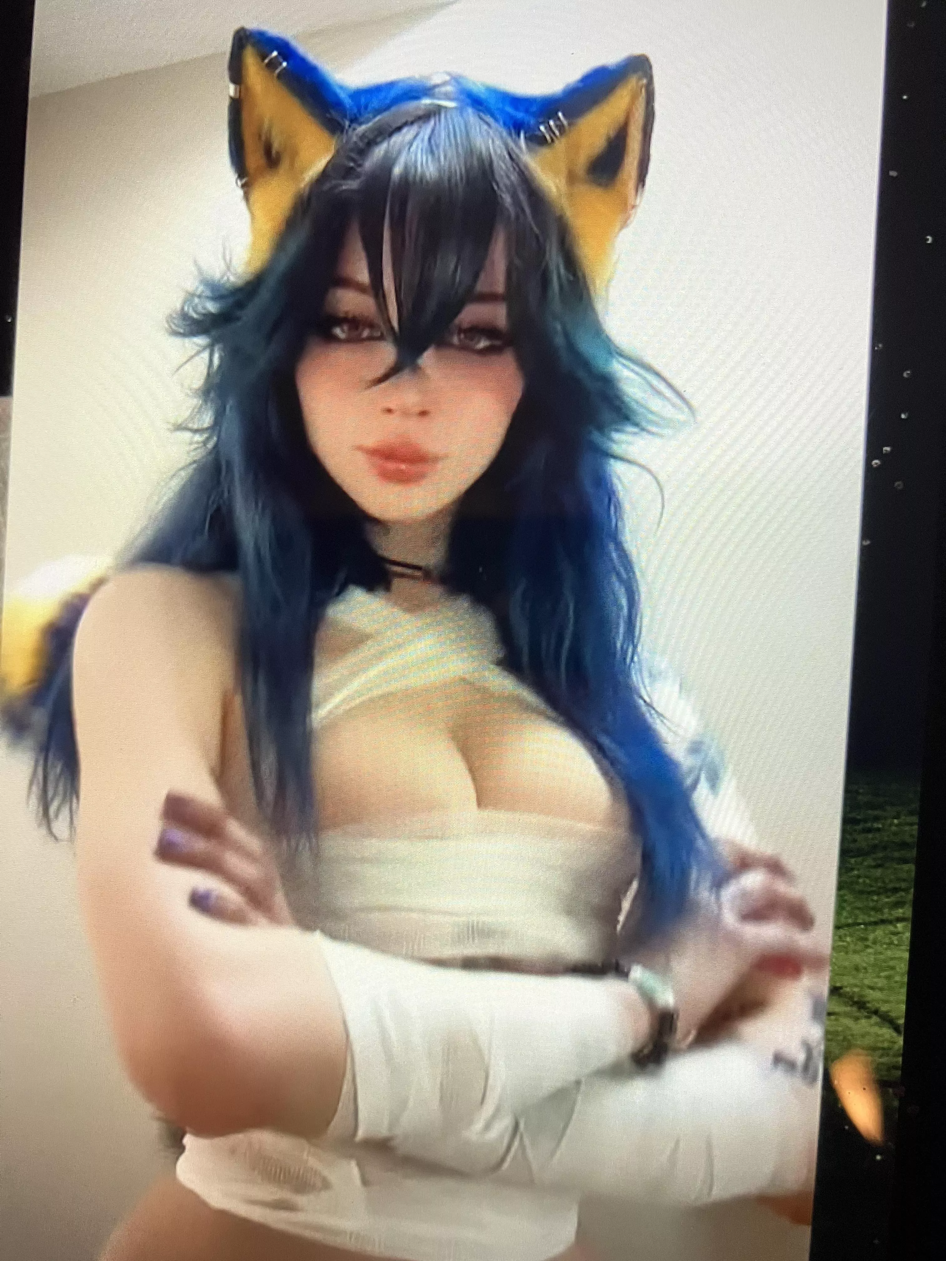 Anyone know who this girl on tiktok is? posted by Fxtusyt