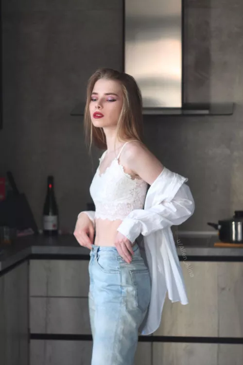 bare shoulders by Alien_Alina