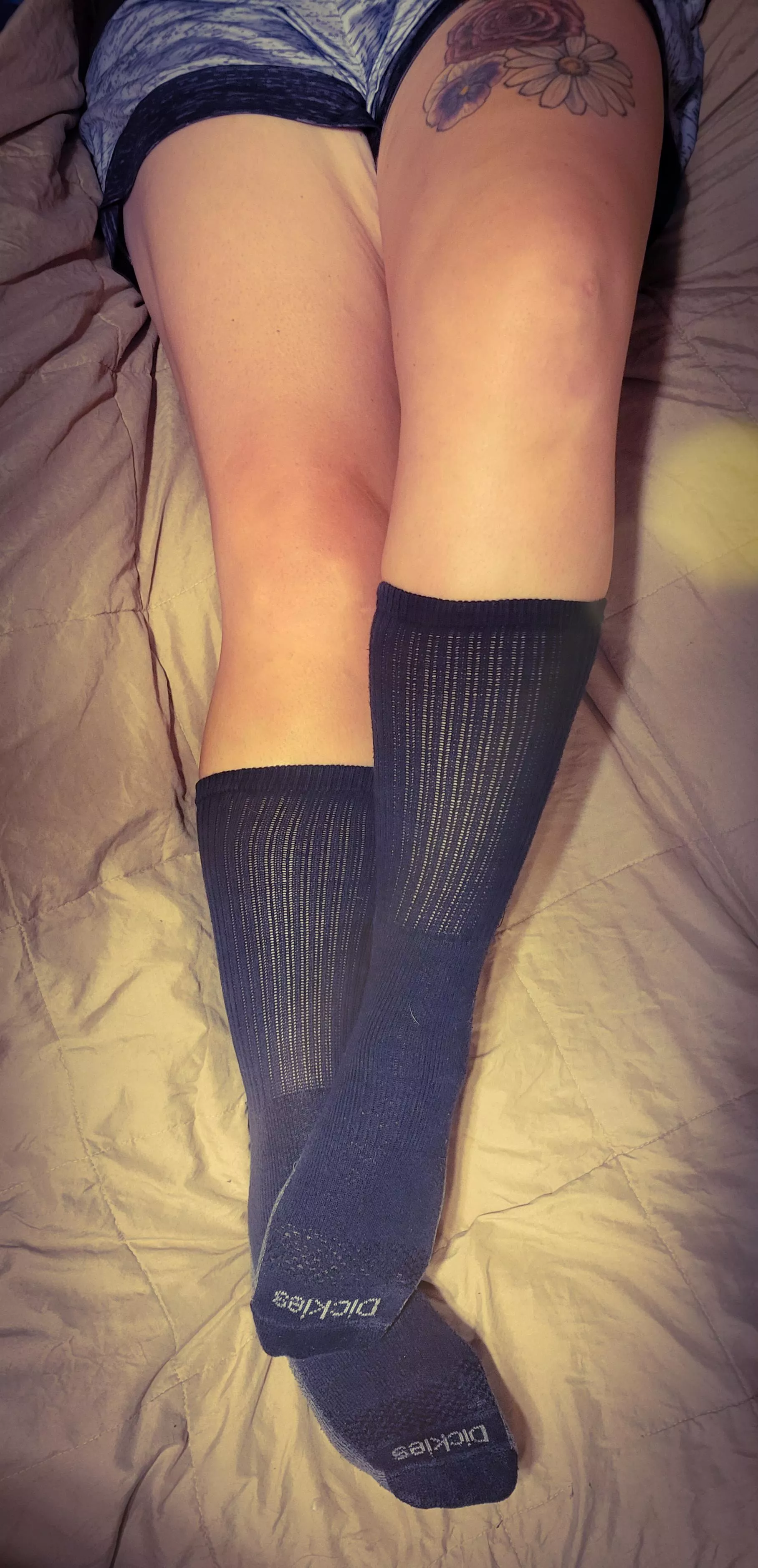 Don't tell my husband I'm wearing his socks!🤫🤭😘 [F] posted by HATEDme