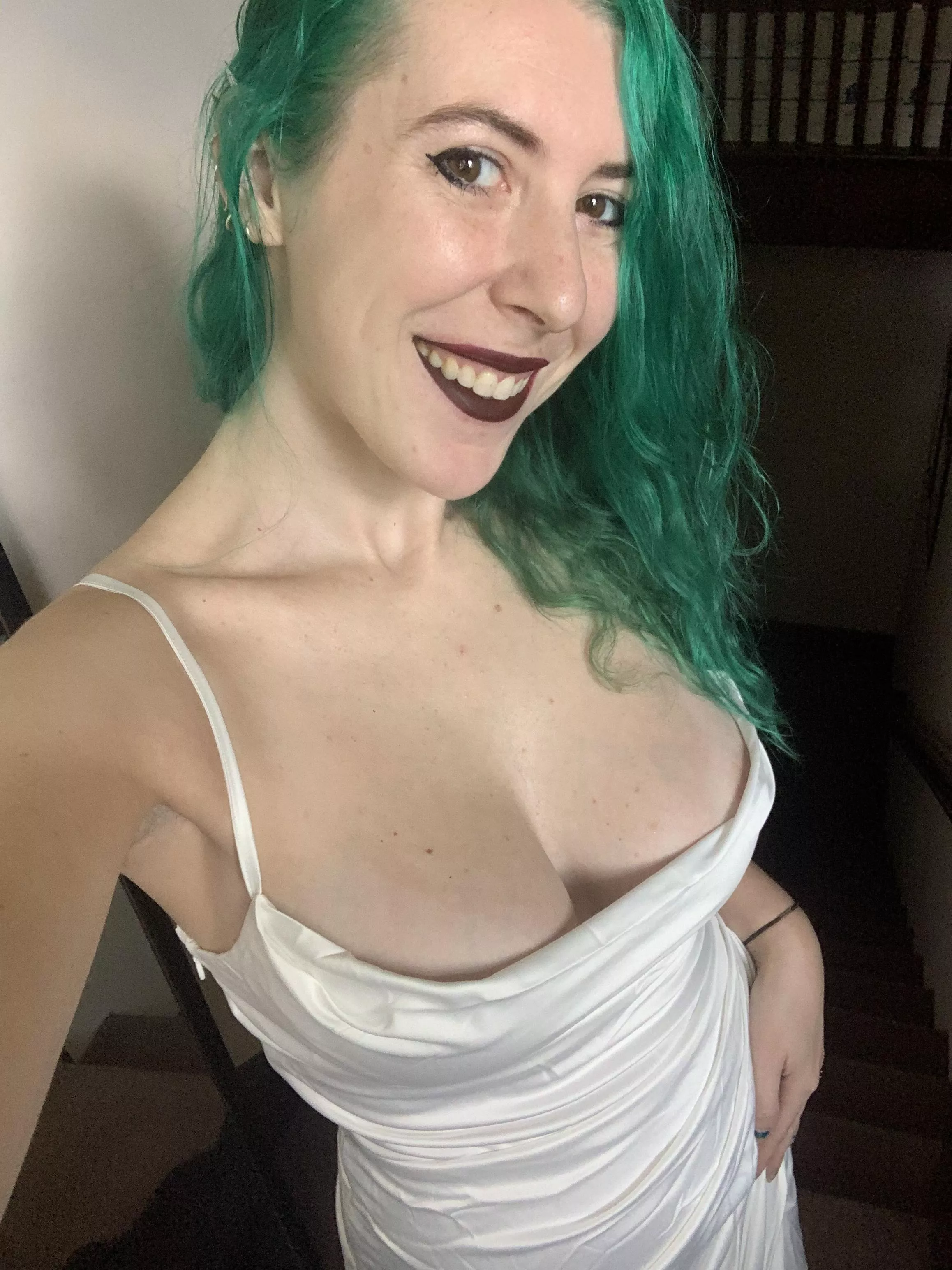 Fancy smiles posted by sirenskiss3