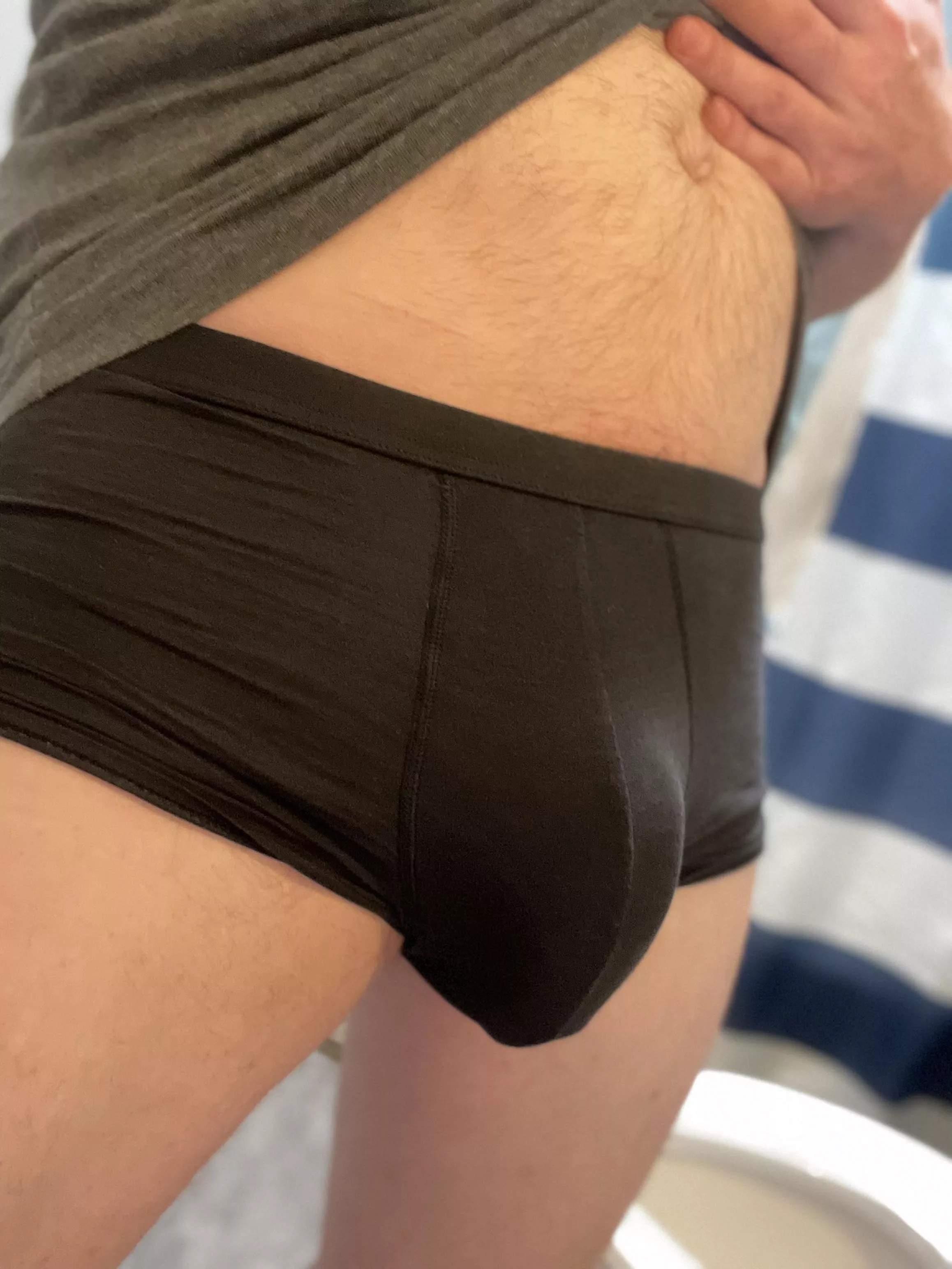 First post here. Wouldn’t you love to wake up with this thing in between your legs? posted by ClamChopzz