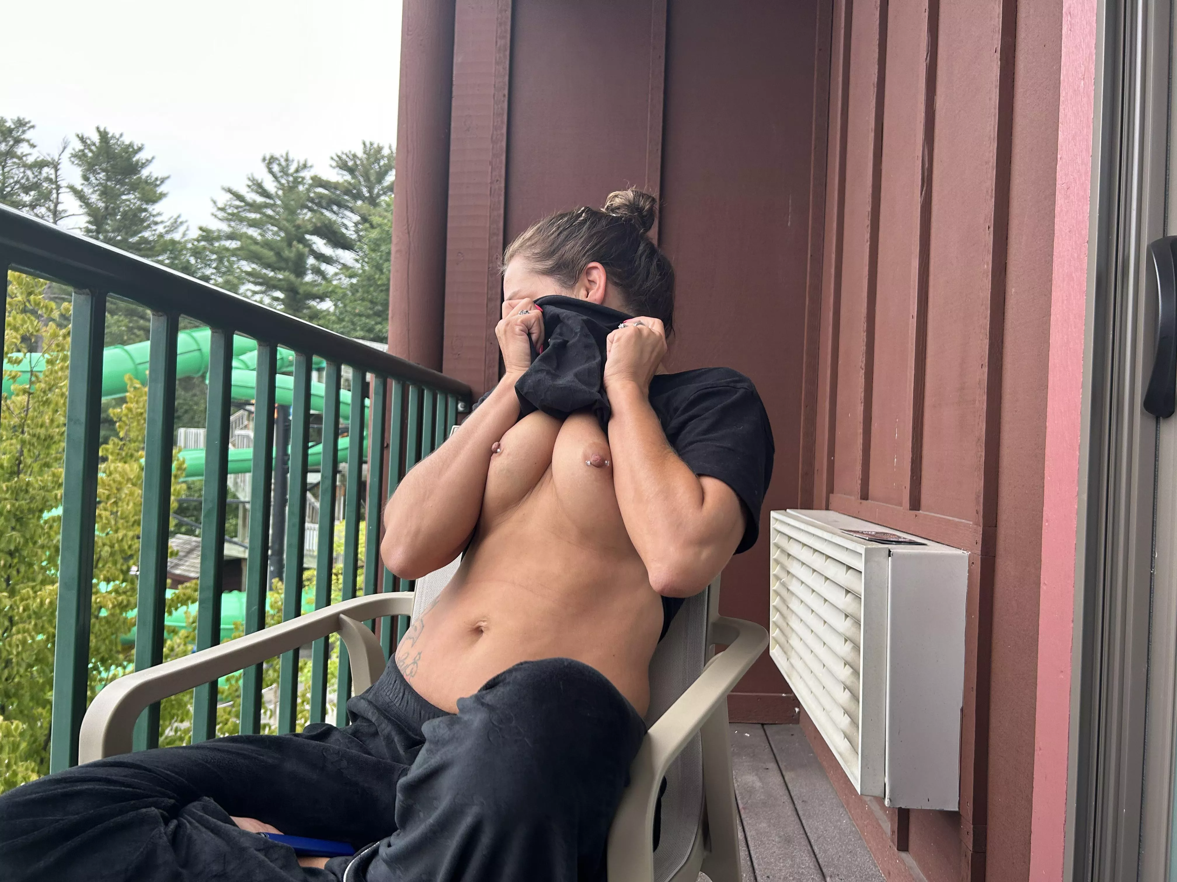 Flash Em’ Friday posted by Cowboy_Way