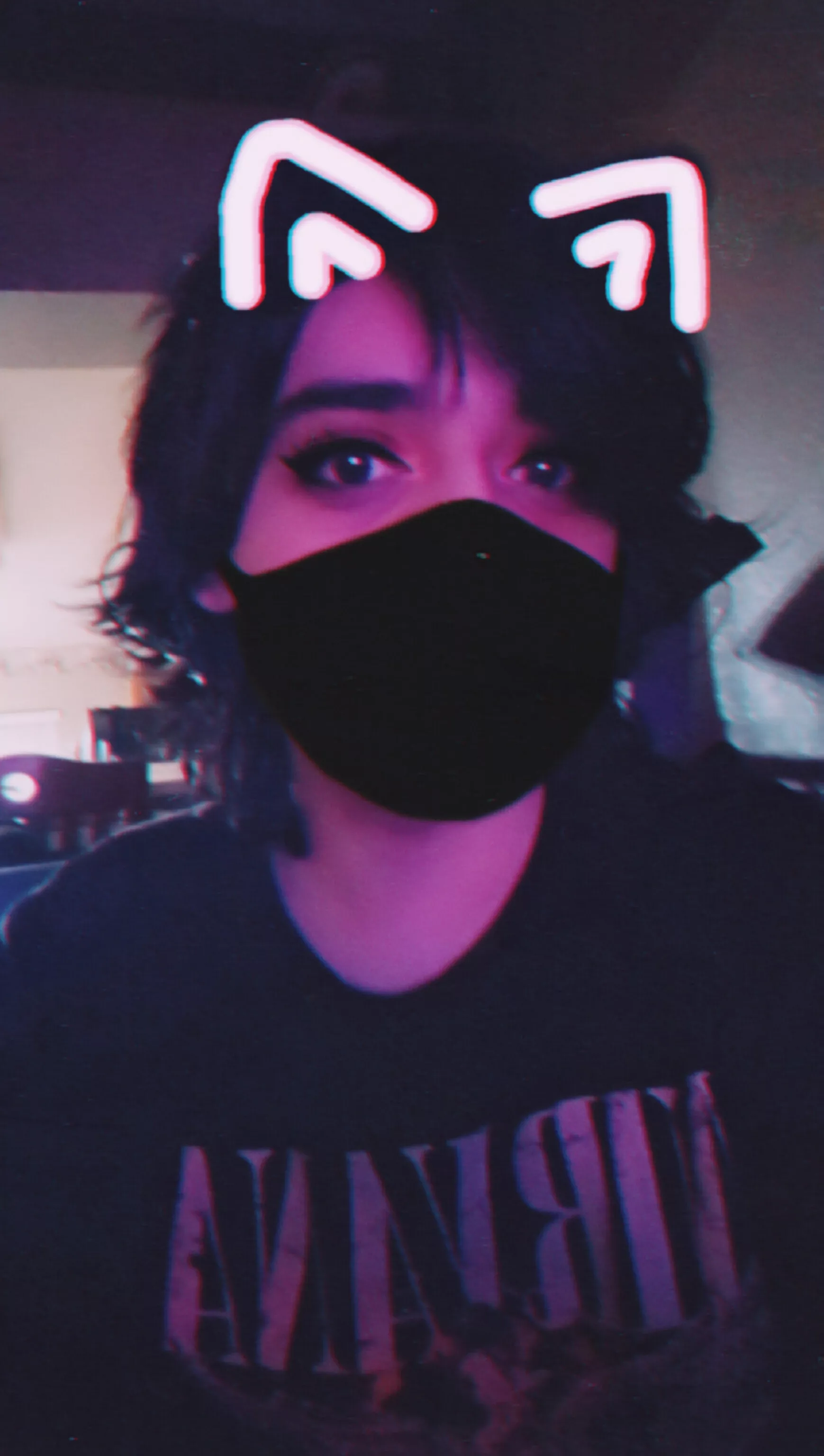 💜💙~Lets cuddle listening to lofi music~💜💙 posted by keanu_weebs