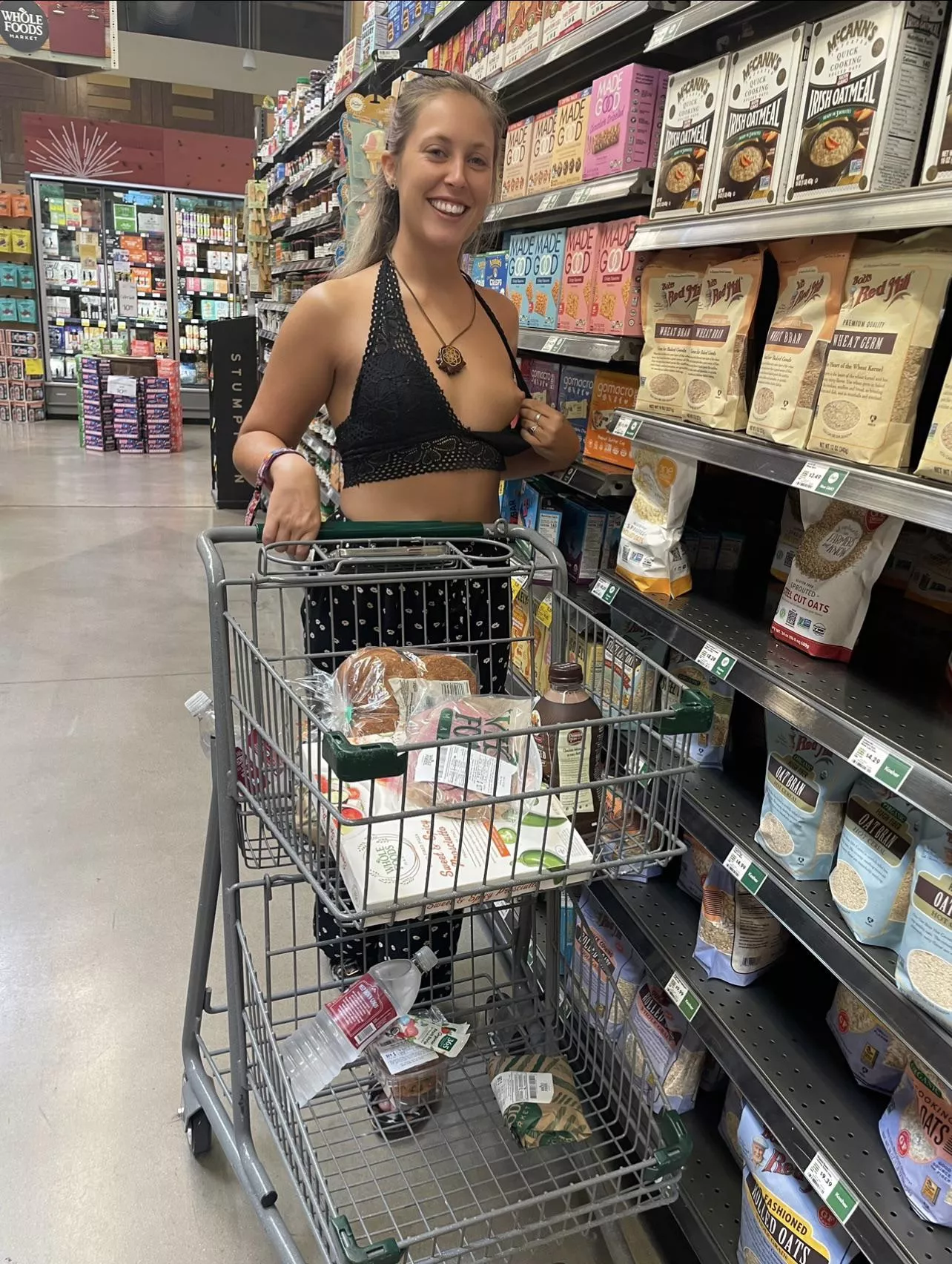 Meet me in aisle 6 posted by Myrandaaa69