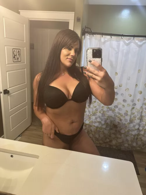 Mom of two. Am I still fuckable by hough_courtney_