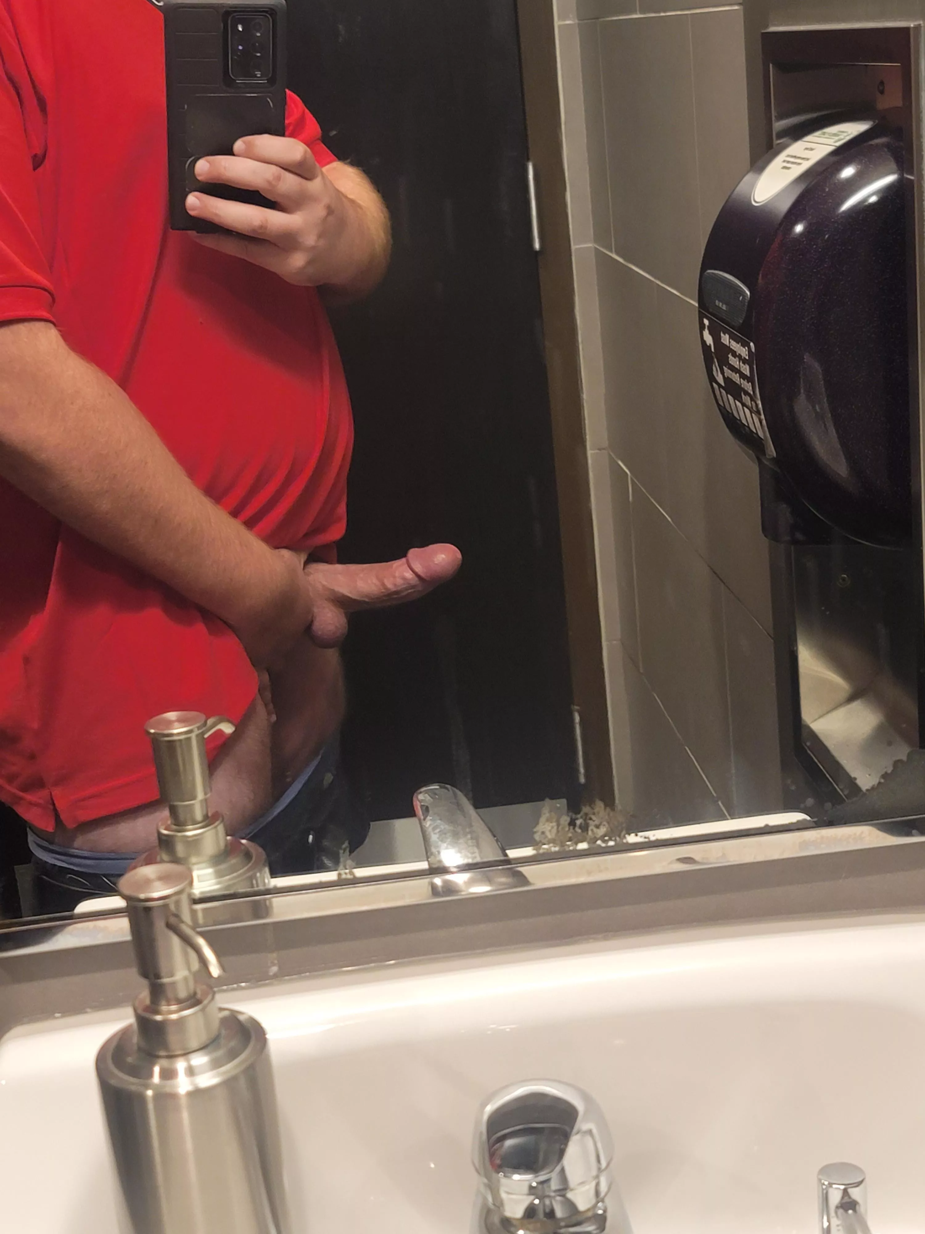 Waiting on an order to finish posted by SmoothCruisinn