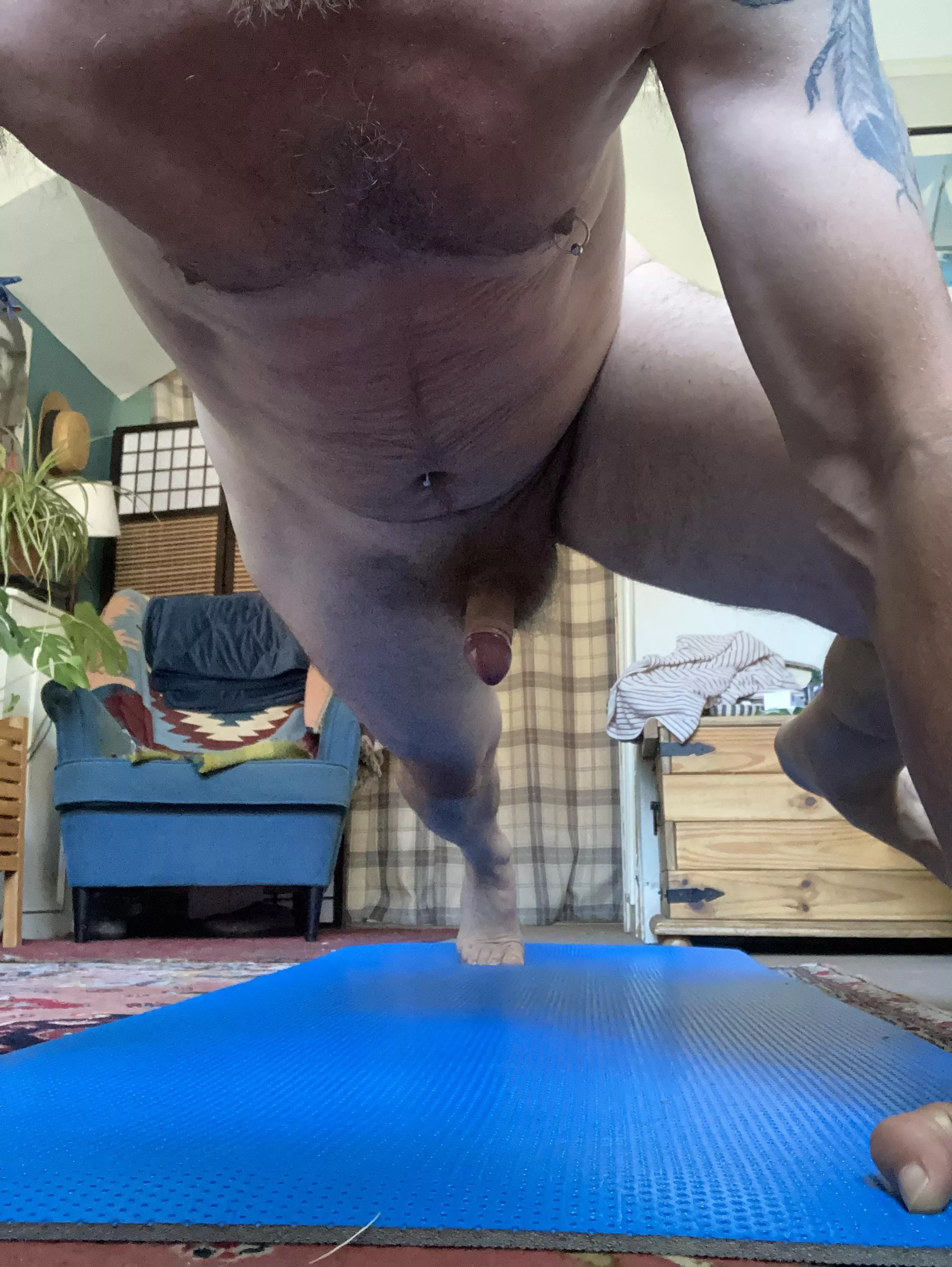 (50) posted by mcnaked23