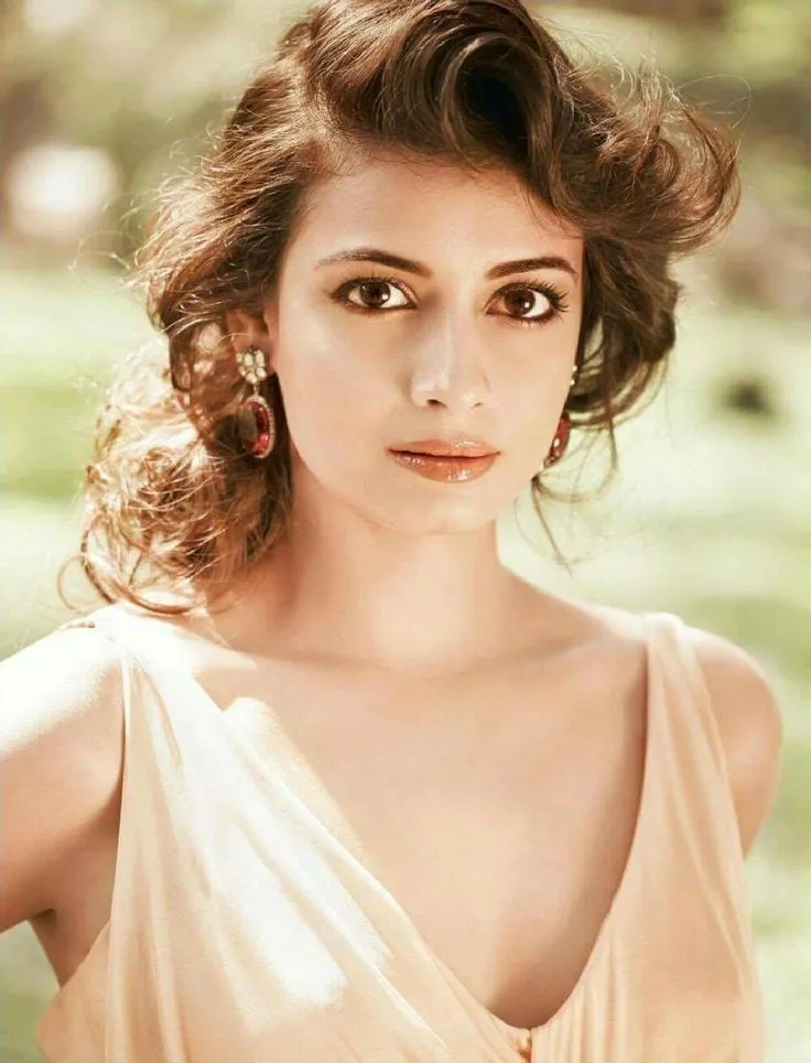 Dia Mirza posted by Pookienini