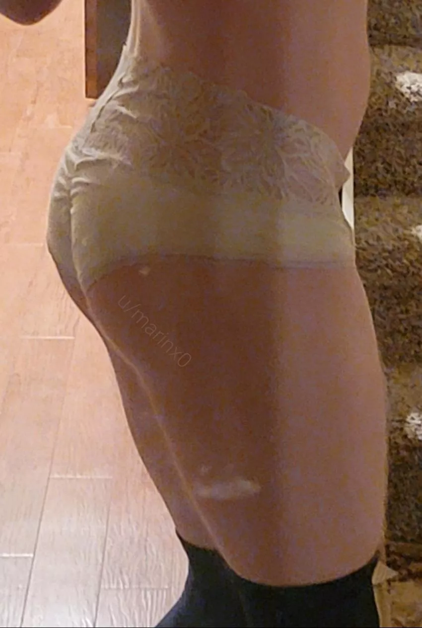 how do I look? posted by marinx0