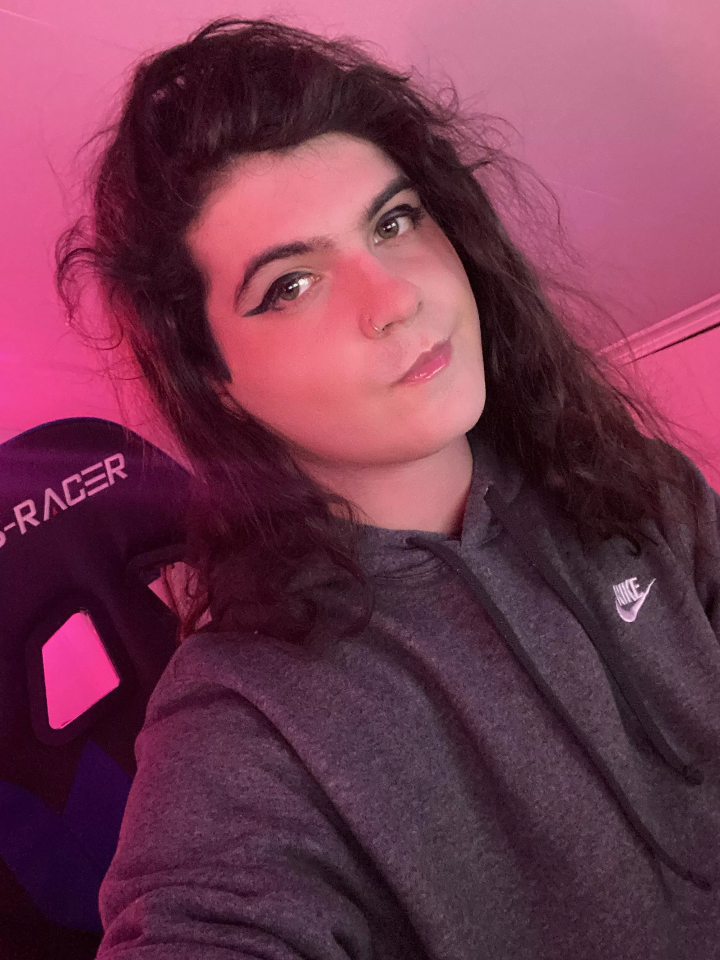 Lazy fit but I did my makeup good :3 posted by Cometra_Music