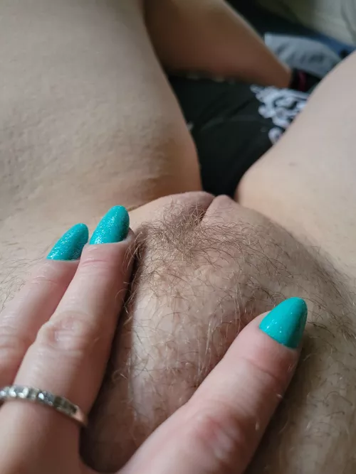 Lend me a hand? You aren't busy are you? by sarahsaurusrexxx