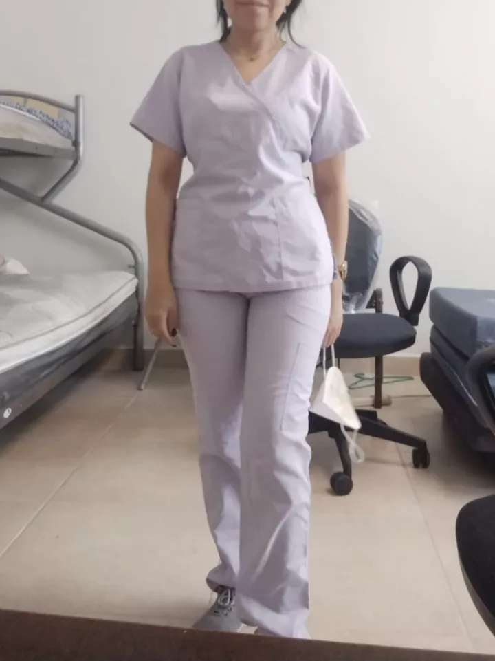My small waist in my scrub is super cute after continuous 36 hour watch posted by cardiobsy