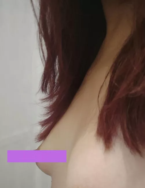 New hair color--some kind o[f] auburn by jasmien_k