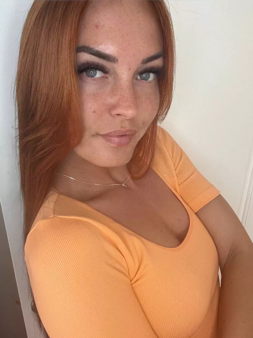 Say hello to a freckled girl 🙈 posted by zappermit